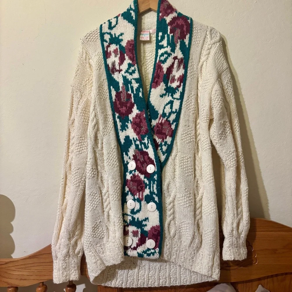 Vintage Lady Foot Locker Knitted Cream Floral Sweater Cable Knit Cardigan LARGE - Picture 2 of 10